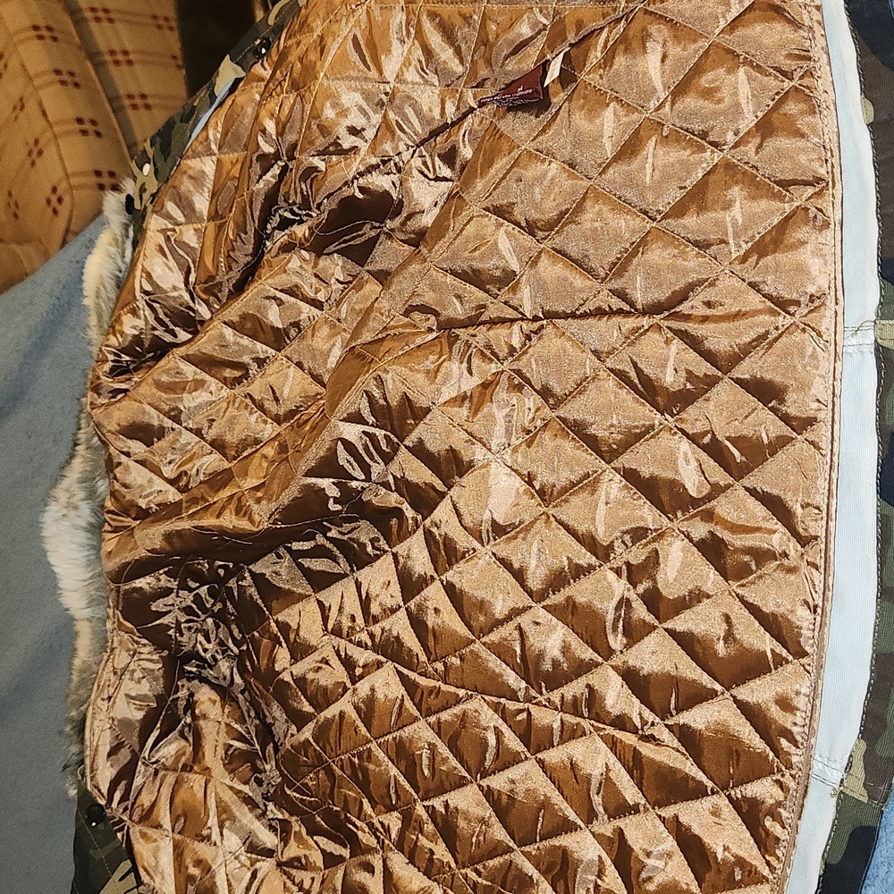 Coat - Picture 2 of 2